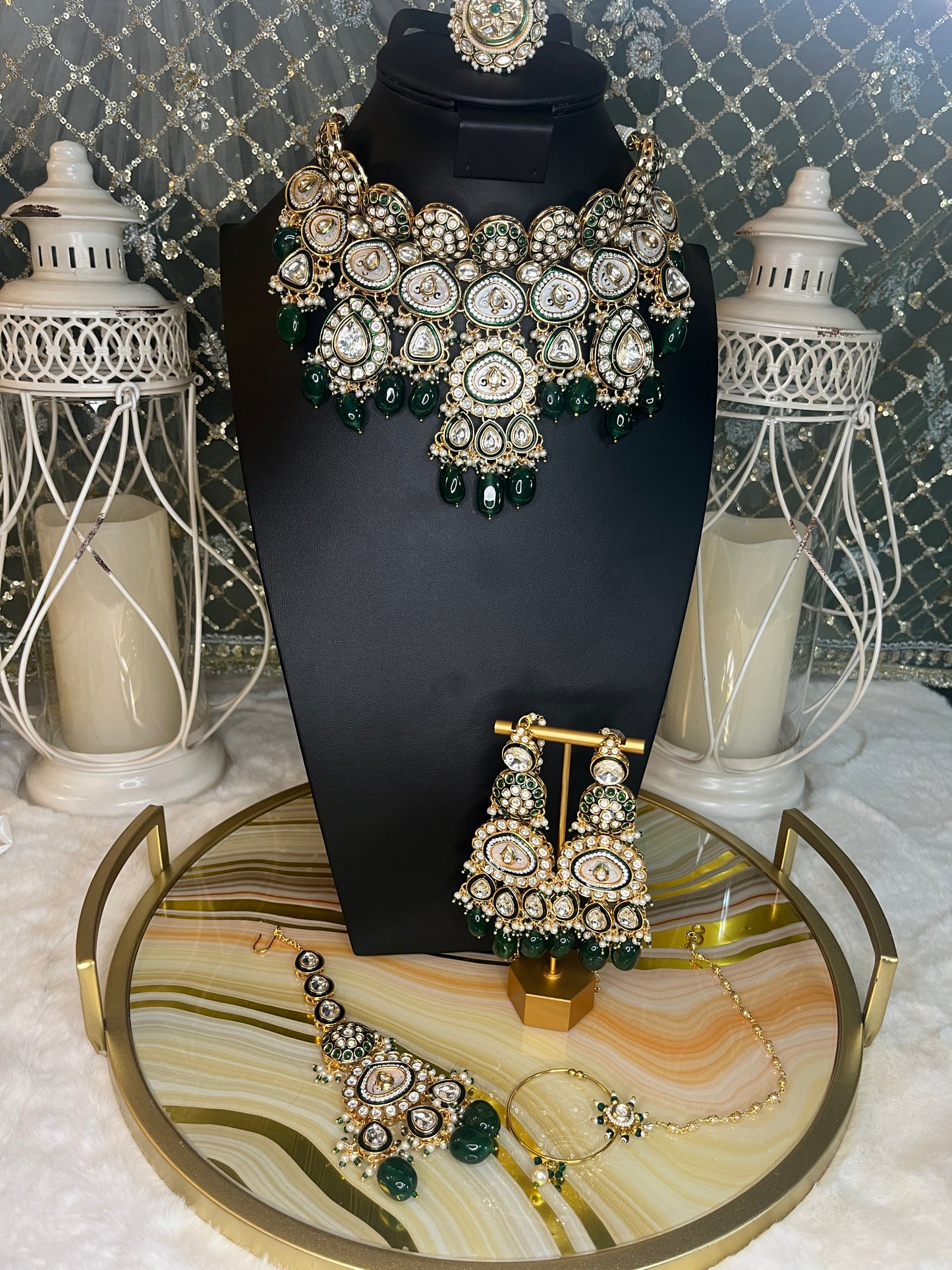 Nyra Necklace Set