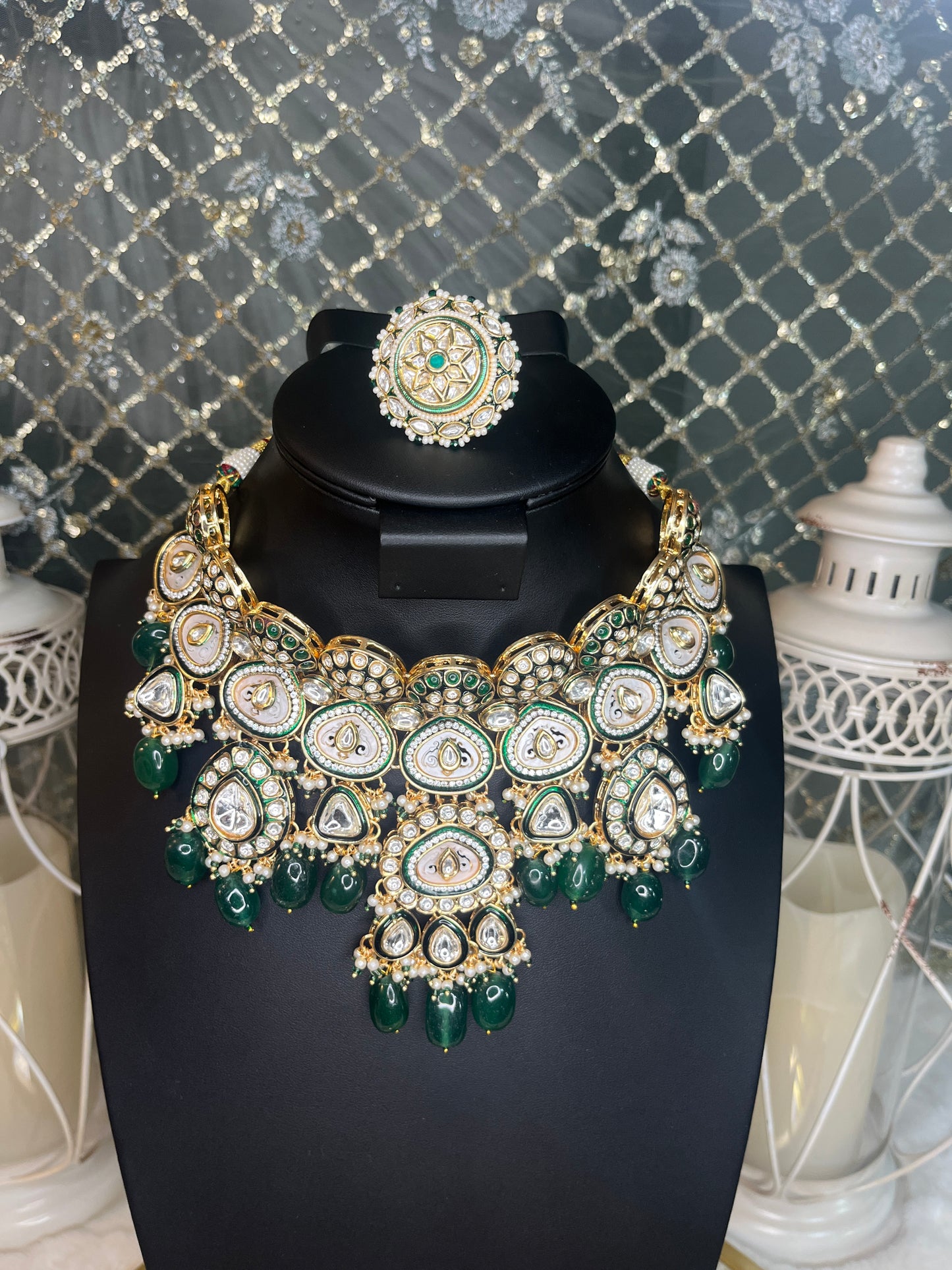 Nyra Necklace Set