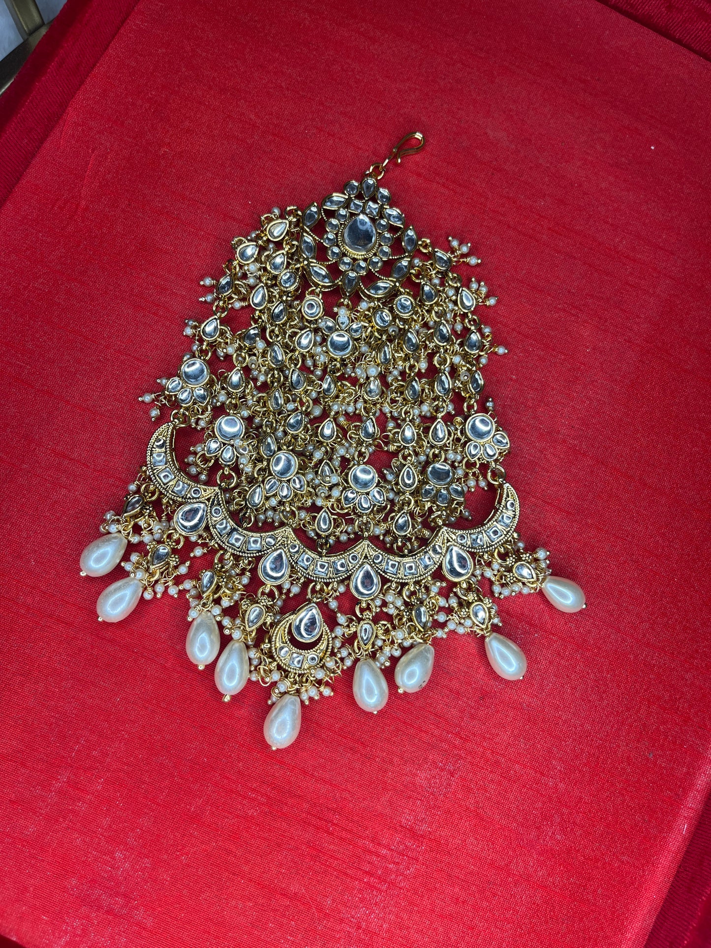 Pakeezah passa